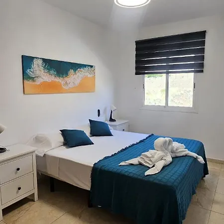 Apartament Apartamento Con Piscina Y Cerca De L